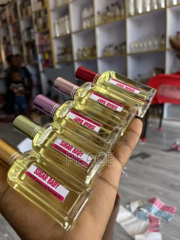 Undiluted Perfume Oil · Photo 2