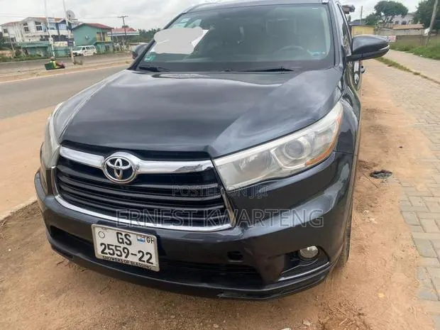 Toyota Highlander Limited Platinum 4dr SUV (3.5L 6cyl 6A) 2015 Gray · Photo 1
