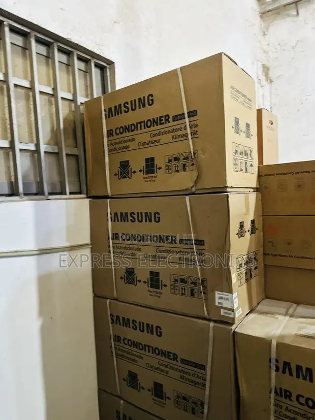Available Now at Store Samsung 1.5hp Air Conditioner Split · Photo 1