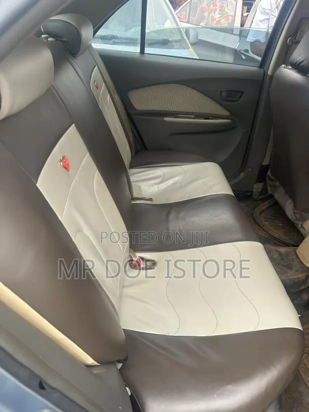 Toyota Belta 2012 Blue · Photo 1