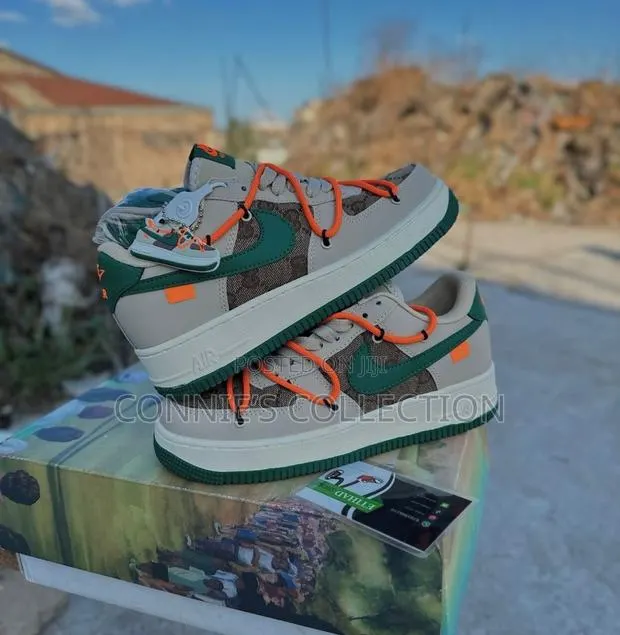 Nike Airforce 1 Lows · Photo 1