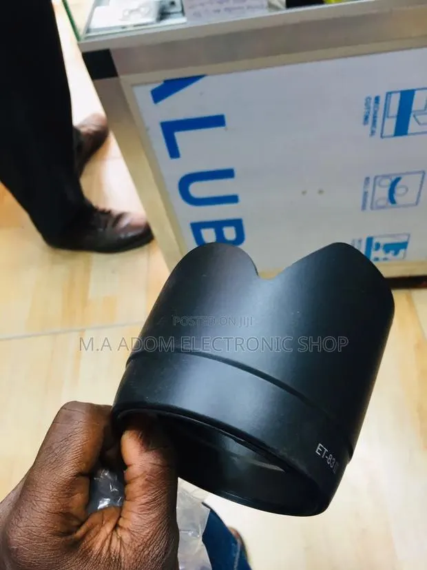 Lens Hood for Canon 70-200mm F/2.8l IS II USM (ET-87 Style) · Photo 1