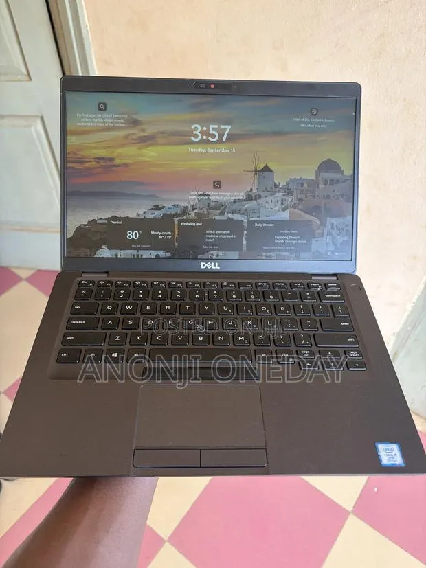 Laptop Dell Latitude 5400 8GB Intel Core i5 HDD+SSD 256GB · Photo 1