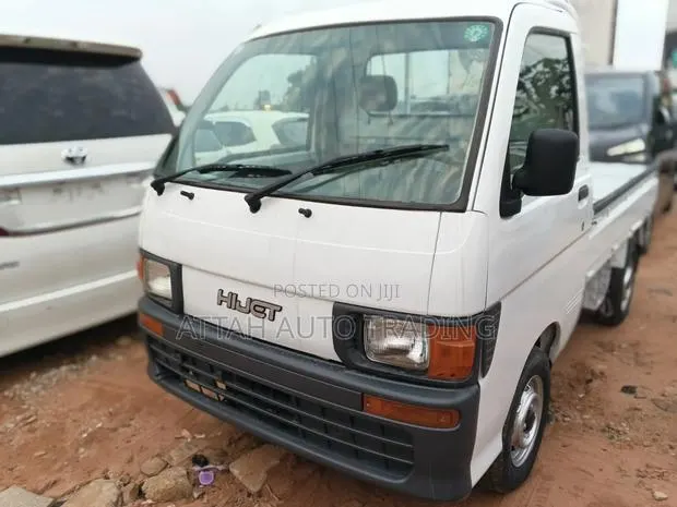 Mini Hijet Truck · Photo 1