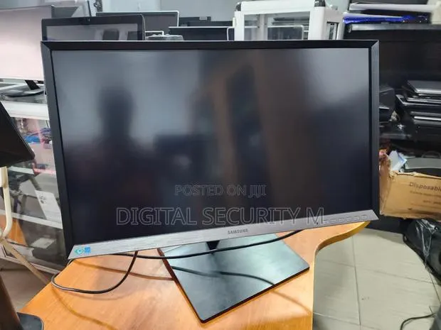 Samsung Ips 27" Gaming Monitor · Photo 1