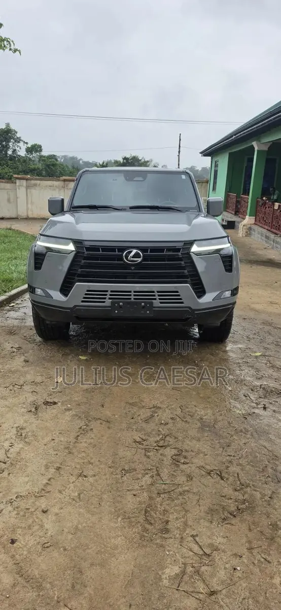 Lexus GX 550 Overtrail 2024 · Photo 2