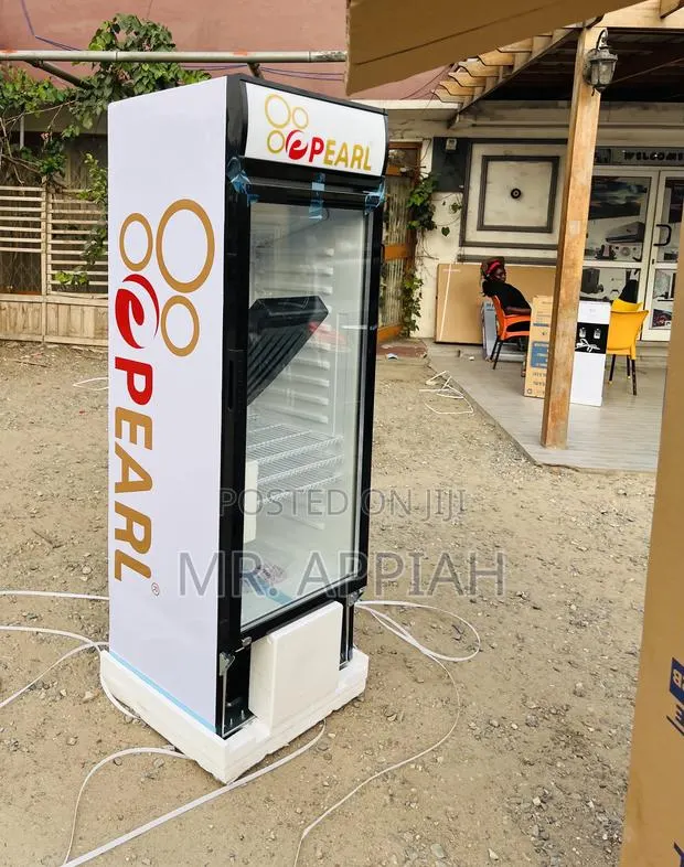 Super Chilling Pearl PVC-352-2b Beverage Cooler. · Photo 1