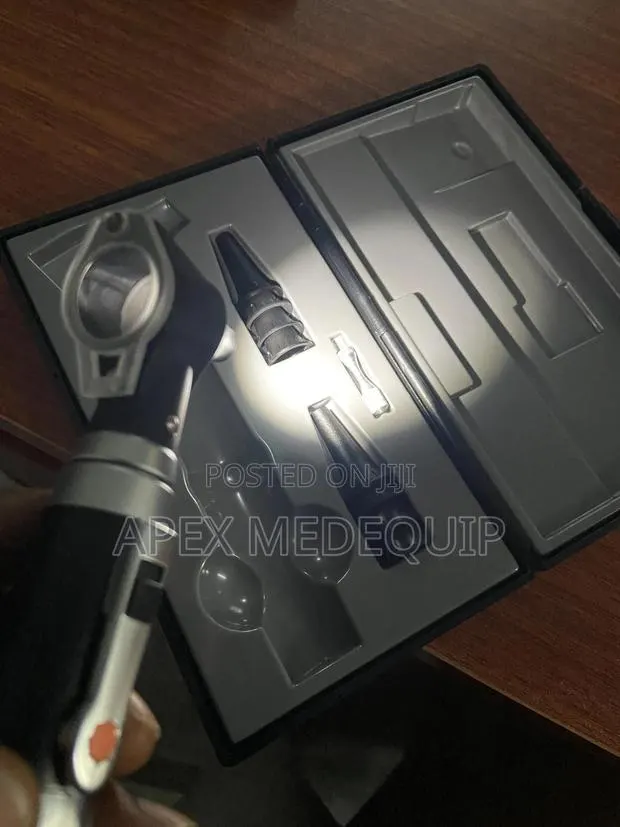Otoscope ( Brandnew) · Photo 1
