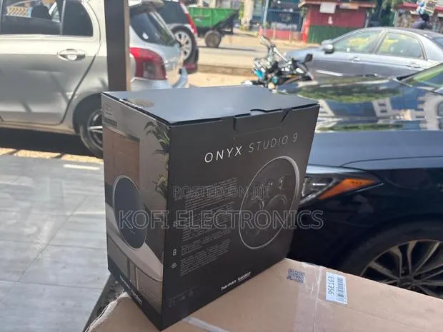 Onyx Studio 9 High-Fidelity Home Bluetooth Speaker · Photo 1
