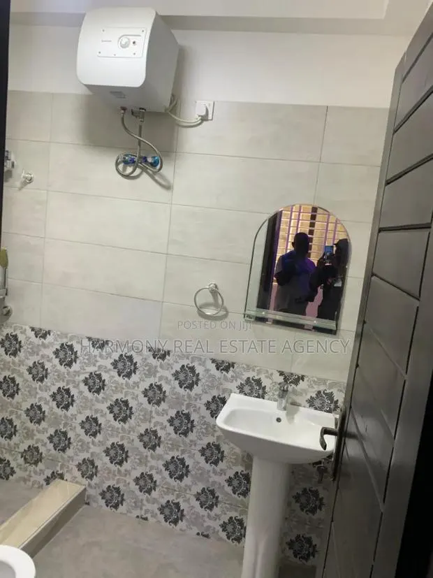 4bdrm House in Airport Residential Area for rent · Photo 2