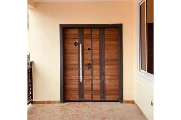 A Massive Double-Door Neatly Installed · Photo 1
