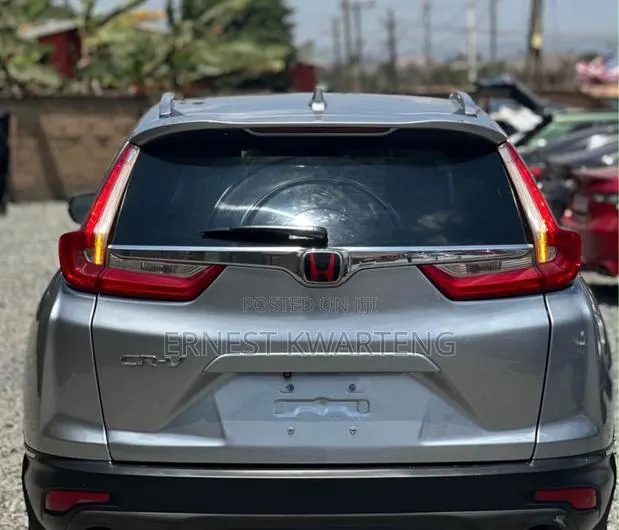 Honda CR-V 2017 Gray · Photo 1