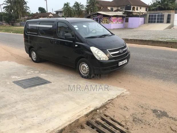 Hyundai H1 2008 Black