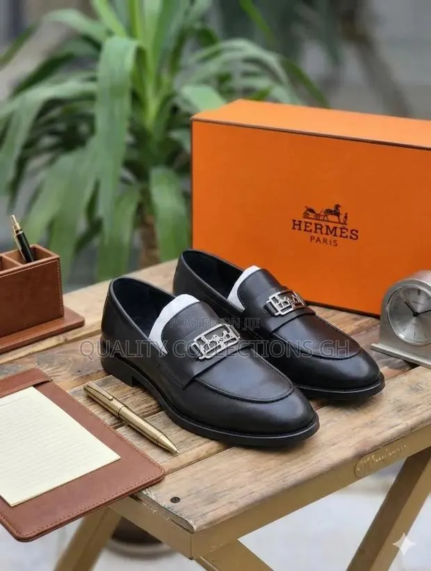High Quality Luxury Hermes Shoe · Photo 1