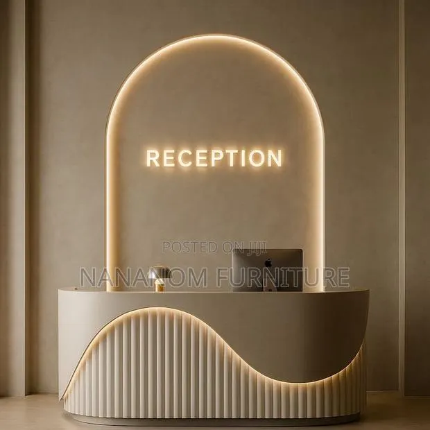 Modern Luxury Front Desk · Photo 1
