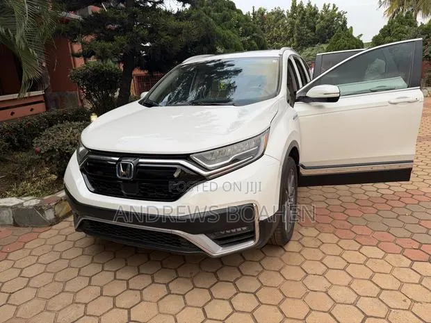 Honda CR-V Touring 2022 White · Photo 1
