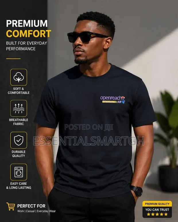 Roundneck T-Shirt · Photo 1