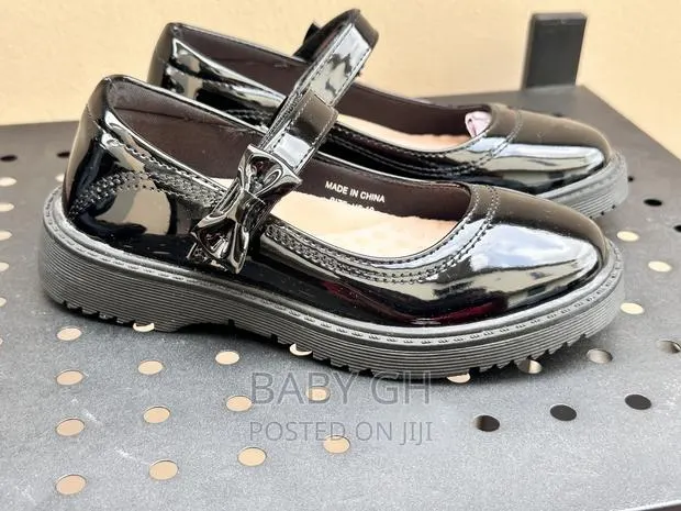 Black Girls School Shoes · Photo 2
