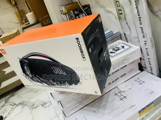 Built in Playback Controls Bluetooth Speaker Boombox 3 · Photo 1
