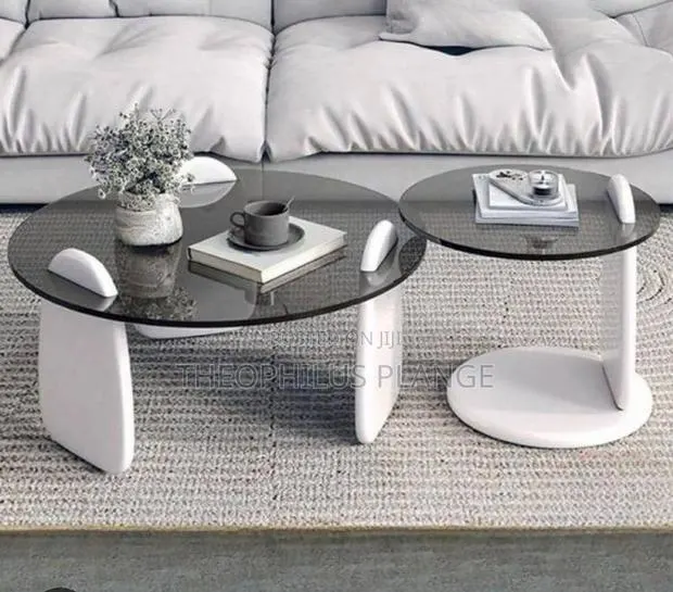 2 Piece Modern Nesting Glass Table / Side Table · Photo 1