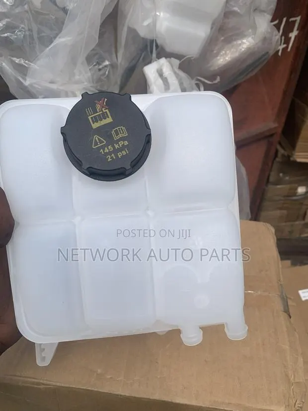 Ford Focus and Excape Water Tank · Photo 1
