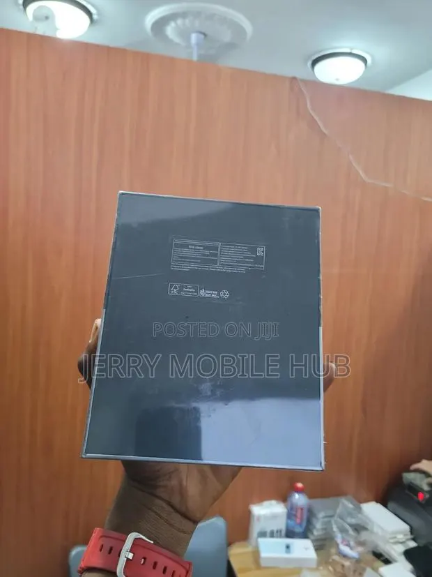 New Samsung Galaxy Z Fold 3 512 GB Black · Photo 1