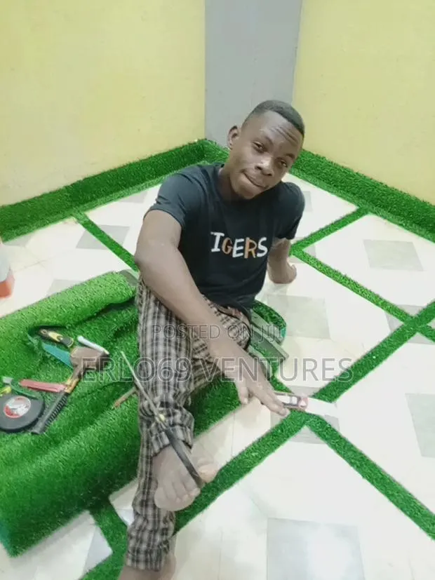 Astroturf (Artificial Grass) Installation · Photo 1