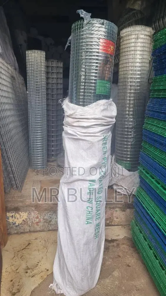 PVC Coated Square Wire Mesh Roll – Strong, Rust-Resistant Fence Mesh · Photo 1