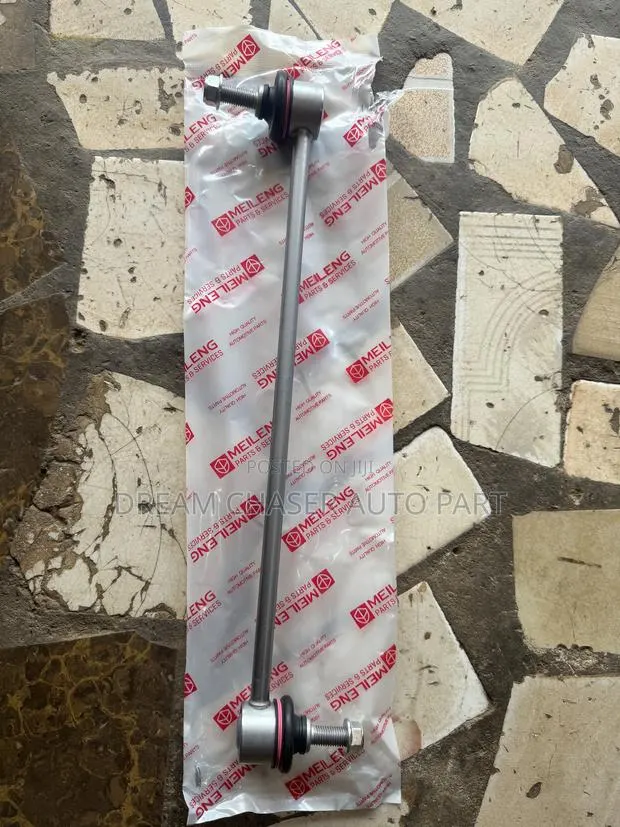 Civic 2018 Front Link Bar · Photo 1