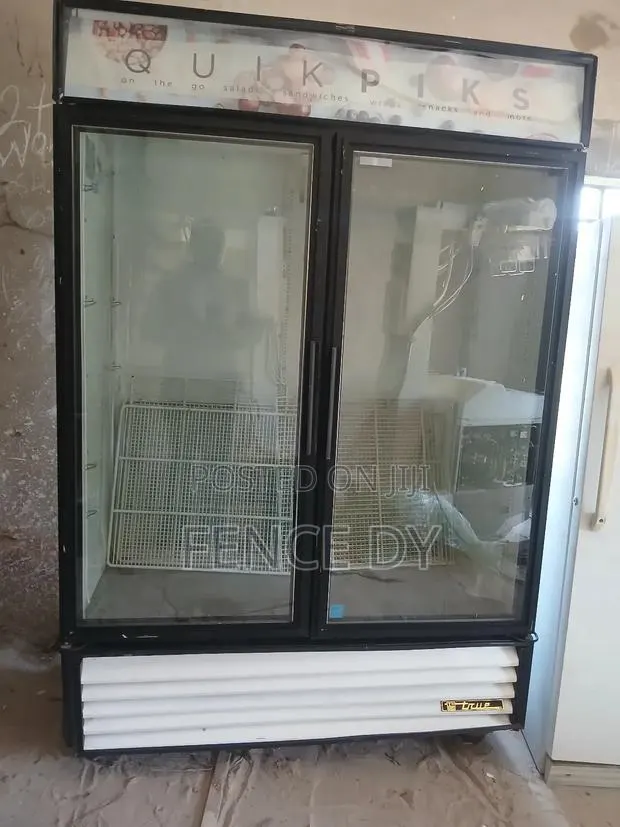 Display Two Door Fridge · Photo 1