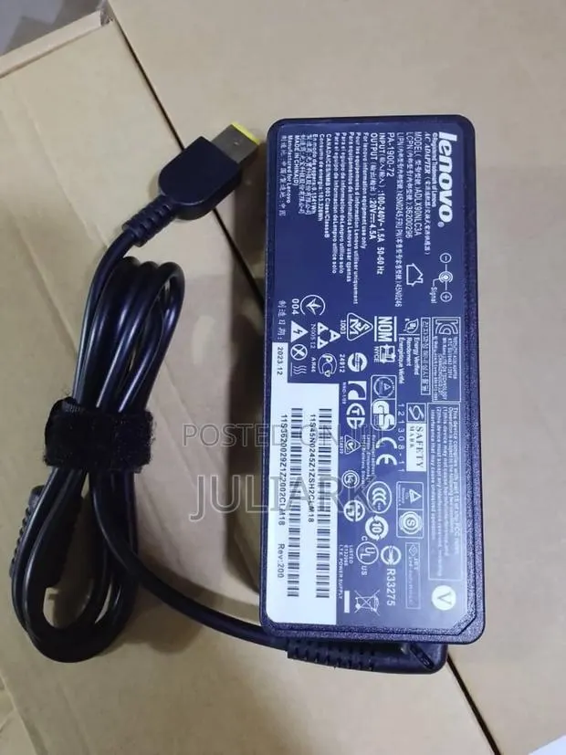 Usb Lenovo Charger · Photo 1