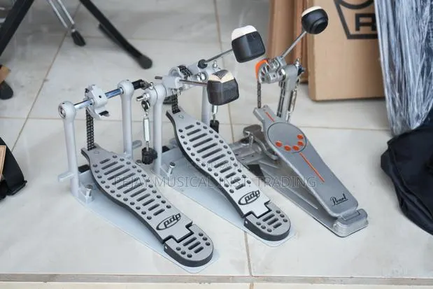 Original Pearl PDP Double Kick Pedals | Kumasi · Photo 1