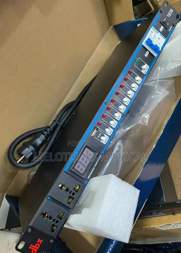 DBX Power Sequencer With Breaker (10channel) · Photo 1