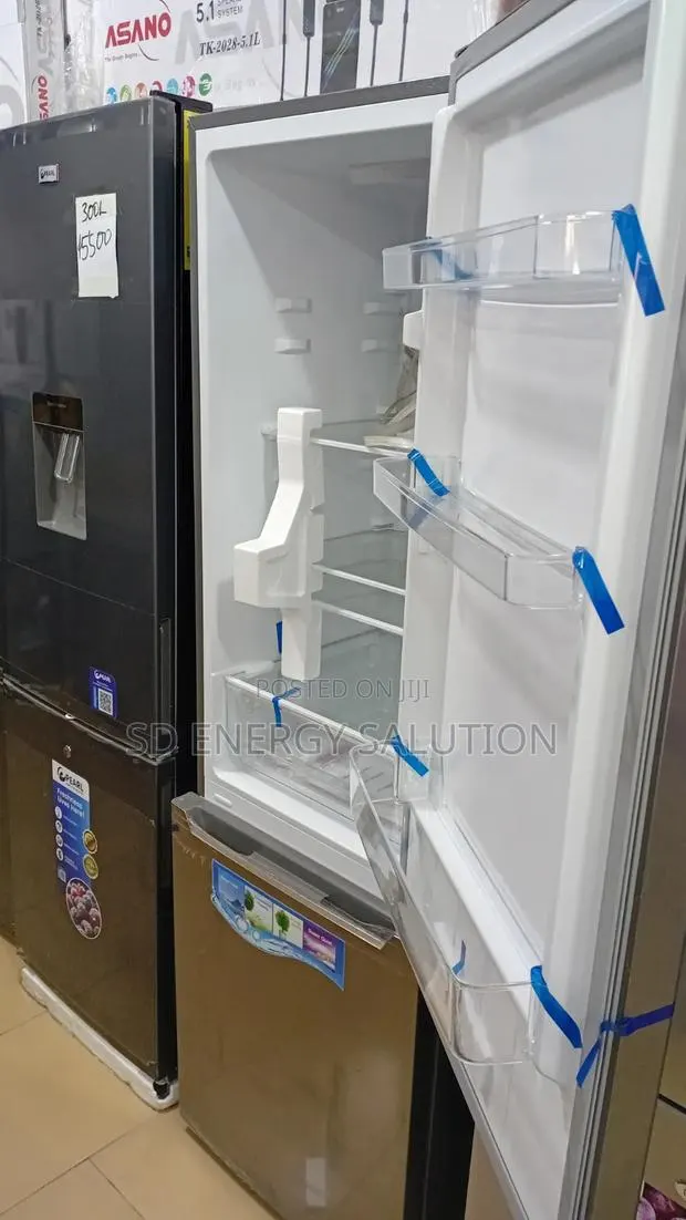 Westpool 262L Refrigerator – Modern Design, Large Capacity · Photo 1