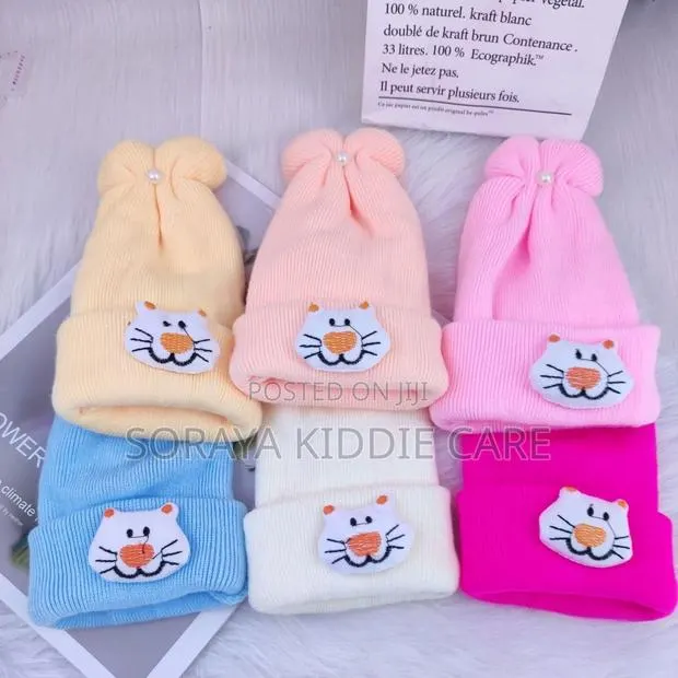 Baby Hat With Rope · Photo 1