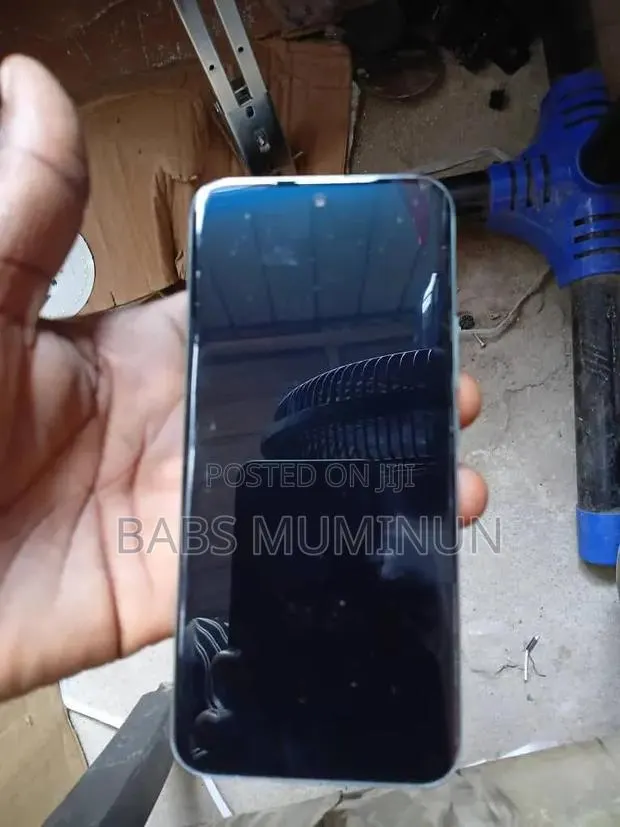 Tecno Spark 40 Pro+ 256 GB Green · Photo 1