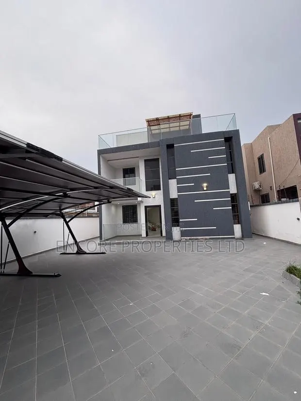 5bdrm House in East Legon for rent · Photo 1