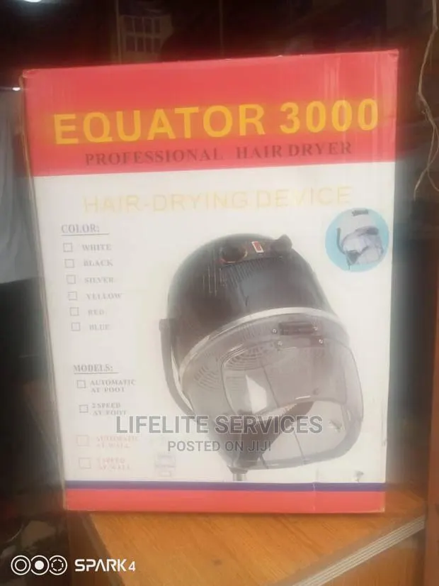 Professional Hair Dryer- Equator 3000 · Photo 1