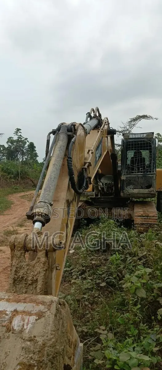 Sany Excavator 210 India Type · Photo 1