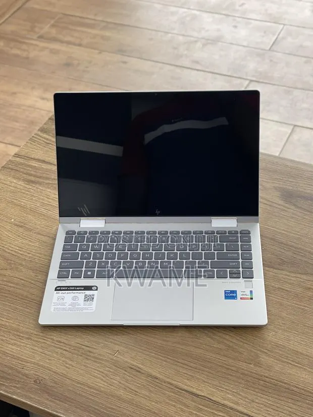New Laptop HP Envy 14 8GB Intel Core I5 SSD 512GB · Photo 1