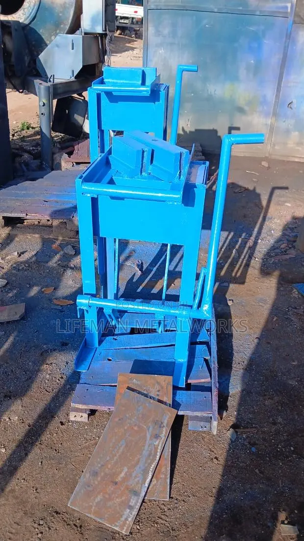 Manual Block Machine · Photo 1