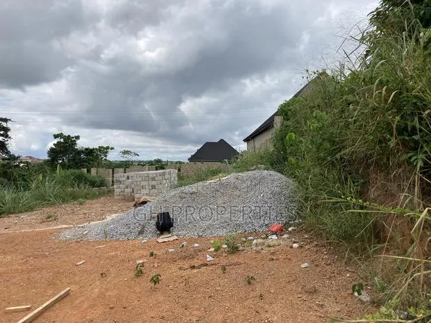 Half Plot for Sale at Sokoban Duropem. · Photo 1