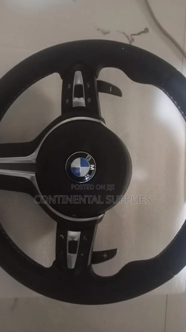 BMW Steering · Photo 1