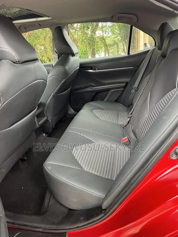 Toyota Camry SE (2.5L 4cyl 8A) 2019 Red · Photo 1