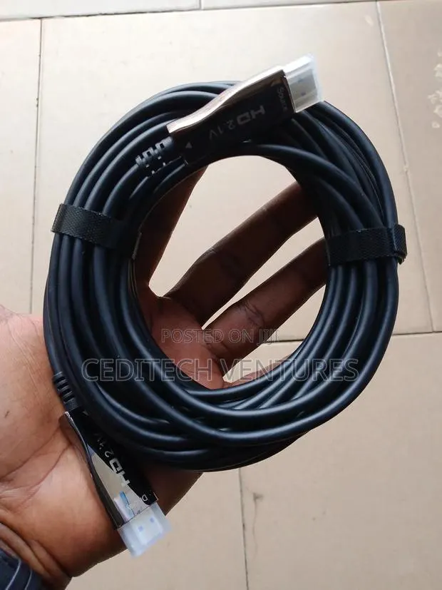 HDMI Cable 4k Fibre 10m · Photo 1