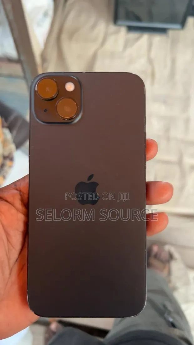 Apple iPhone 15 Plus 128 GB Black · Photo 1