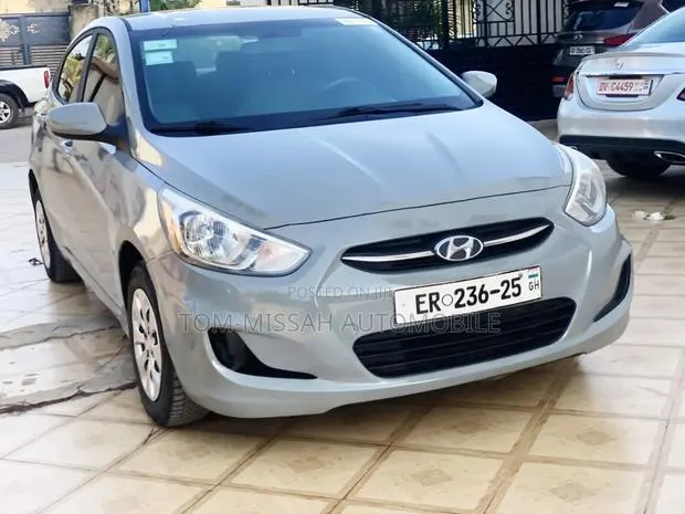 Hyundai Accent GLS 4dr Sedan (1.6L 4cyl 6A) 2014 Gray · Photo 1