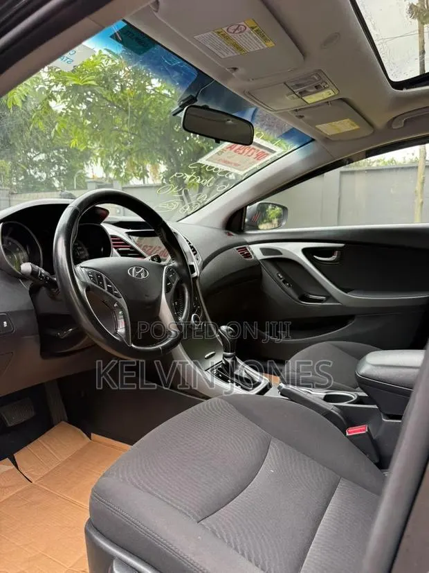 Hyundai Elantra 2016 Black · Photo 1