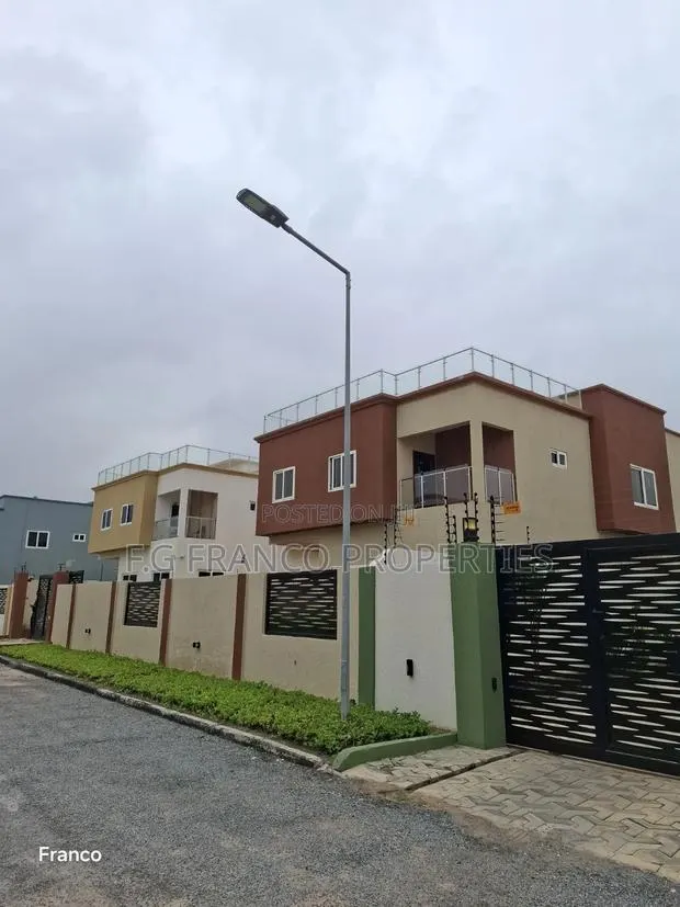 4bdrm House in Kg, Franco, Manet Junction for sale · Photo 1