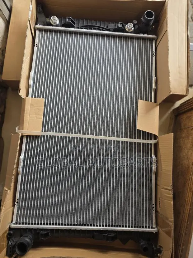 Radiator Tank · Photo 1